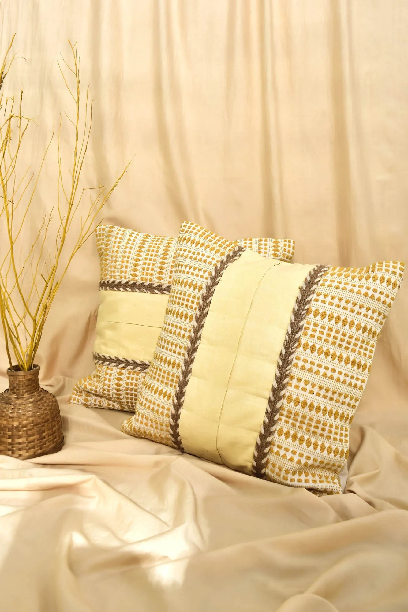 Chevron Handwoven Cushion - 1 pc