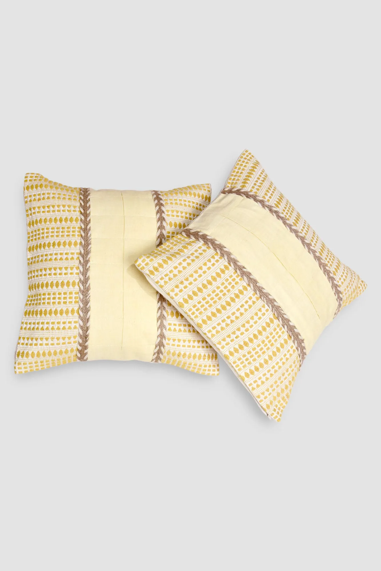 Chevron Handwoven Cushion - 1 pc