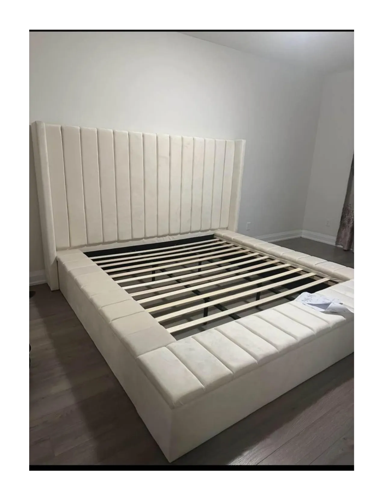 Creme Velvet Fabric Bed with Channel Tufting & 3 Storage Benches- Model #5723