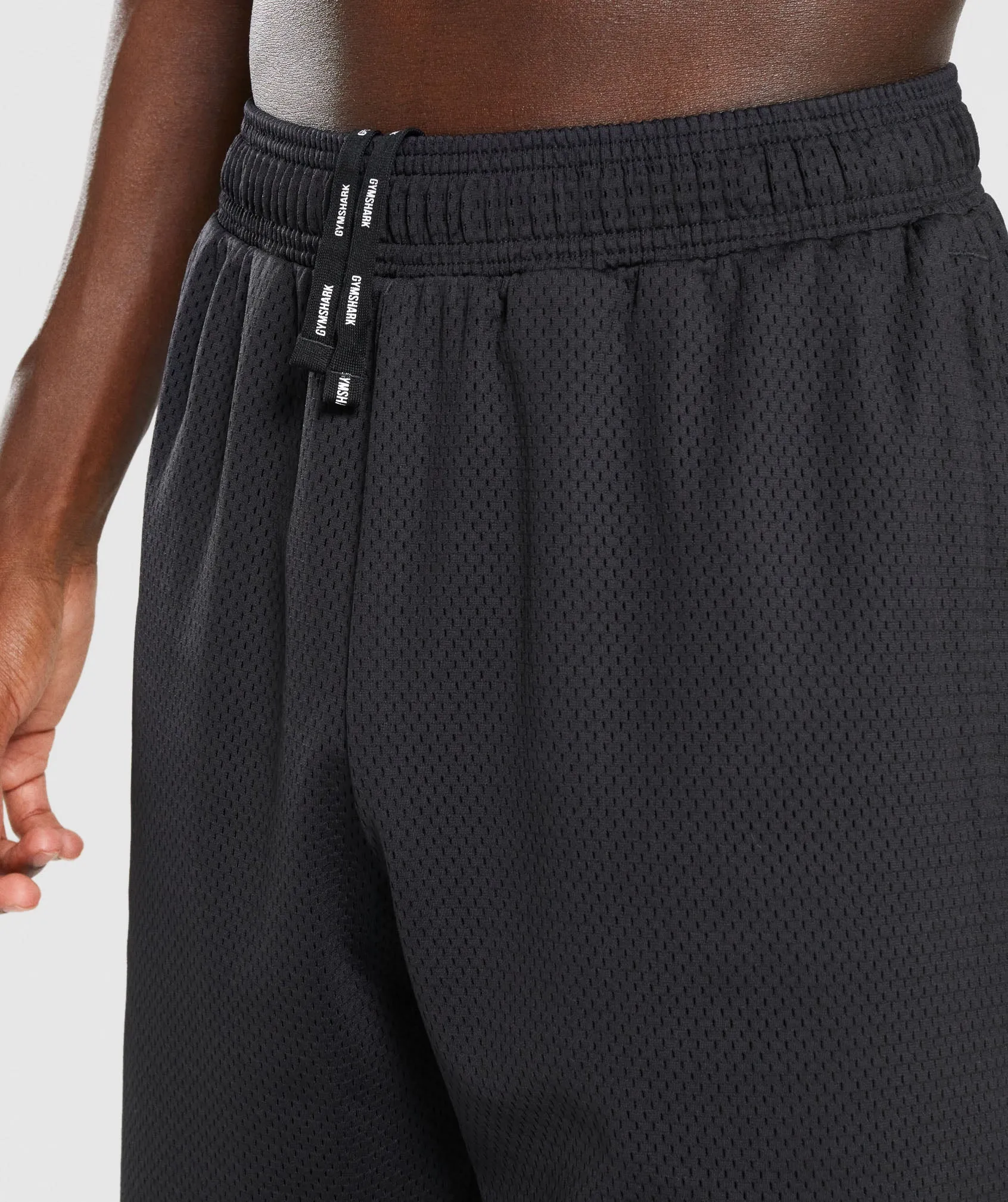 Gymshark Mesh 9" Shorts - Black