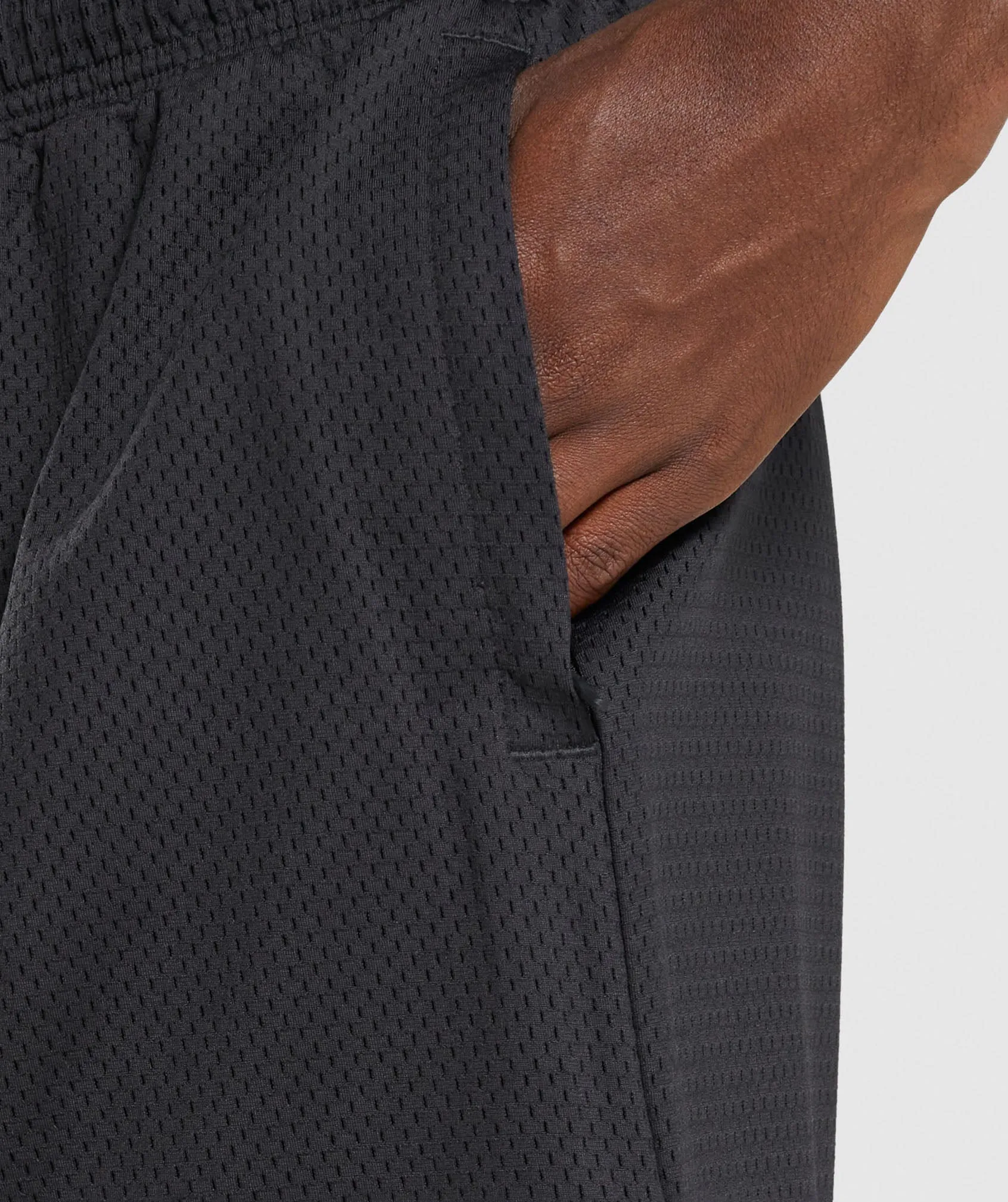 Gymshark Mesh 9" Shorts - Black